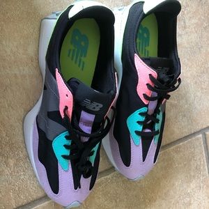 New Balance 327 size 8 New without box